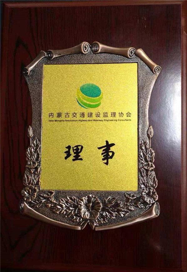 1543304293411943.jpg 385278463107406080.jpg