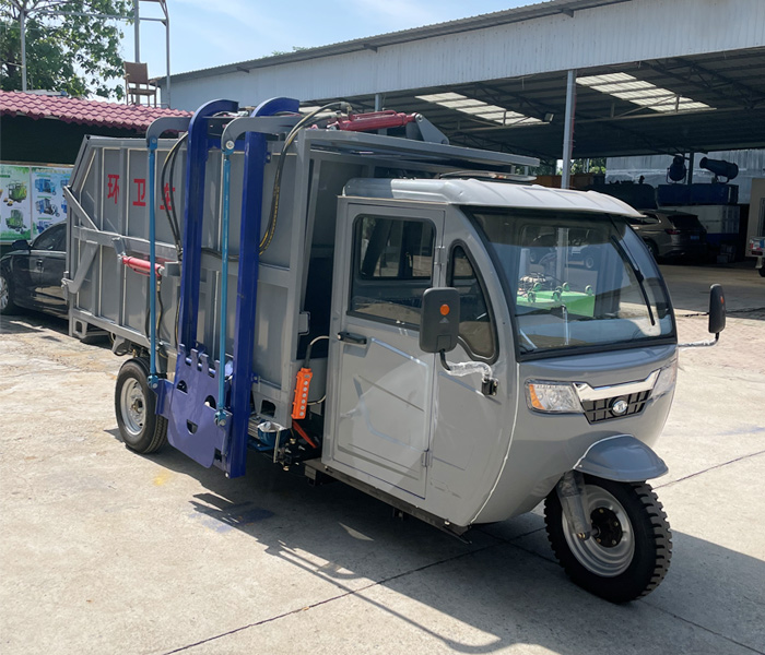 三輪電動(dòng)全推式壓縮垃圾車(chē)